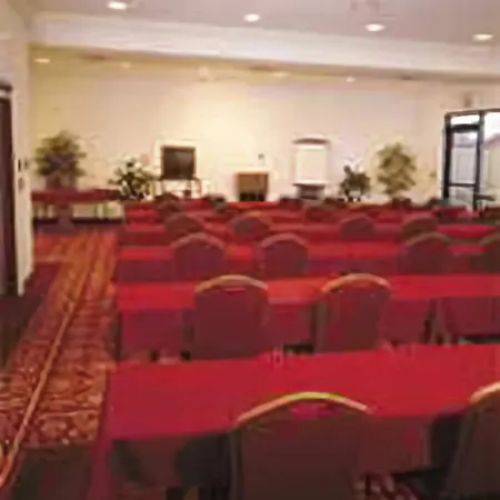 Holiday Inn Express & Suites Wallace-Hwy 41, An Ihg Hotel 