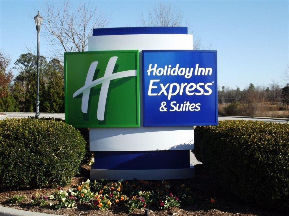 Express & Wallace-hwy 41, An Ihg Hotel Wallace